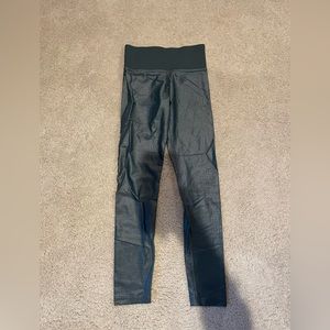 Takara Shine Carbon 38 High Rise 7/8–Crocodile Print in Green